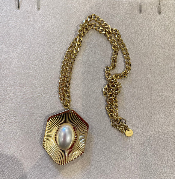 Collana venere con perla centrale due varianti colore