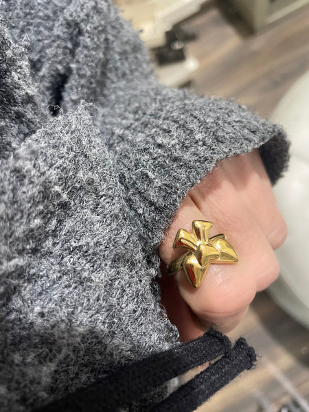 Anello fiocco regolabile due varianti colore
