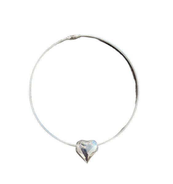 Collana cuore chiusura calamita due varianti colore