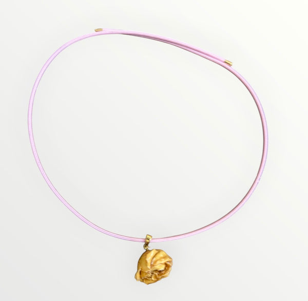 Collana magnetic con charm rosa essiccata crema  cordino vari colori