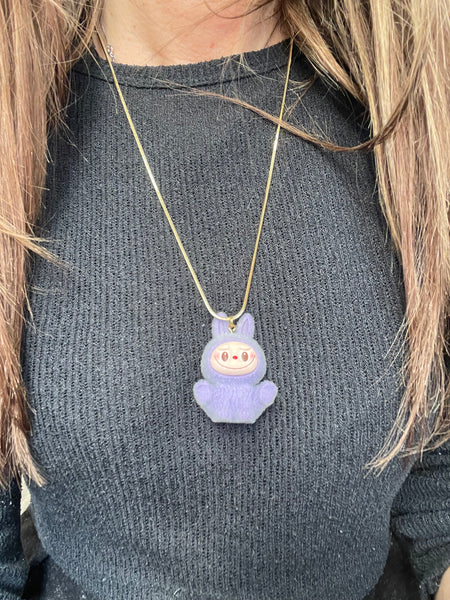 Collana Labubu yoga   vari colori due lunghezze catenina
