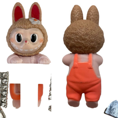 Labubu applique adesiva