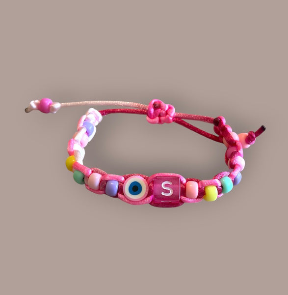Bracciale con dadino iniziale vari colori e lettere