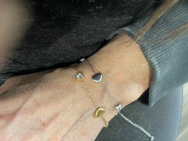 Bracciale cuori puff e punti luce  due varianti colore