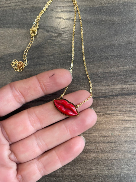 Collana kiss
