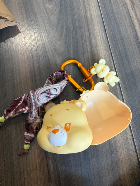 Pimp your bag testa orsetto del cuore  portaoggetti giallo