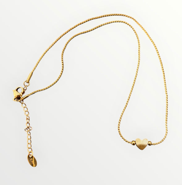 Collana cuoricino  due varianti colore
