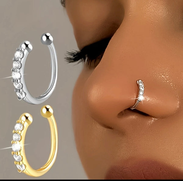 Face jewels Orecchino per naso 
Cerchio crystal clip non serve
avere il buco due varianti colore
