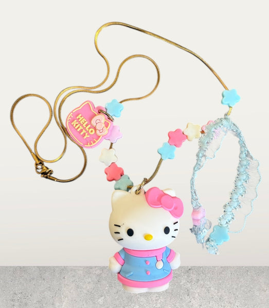 Collana Hello Kitty con cappottino trandy