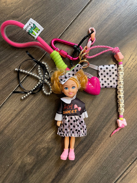 Pimp your Bag charms per borsa e
portachiavi Keychain Barbie Shelly
capelli biondi ricci abitìno pois