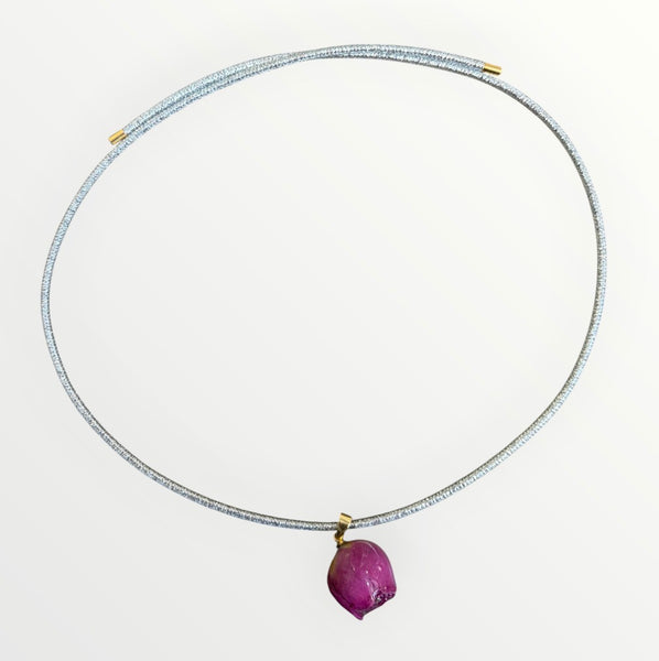 Collana magnetic con charm rosa essiccata fuxia cordino vari colori