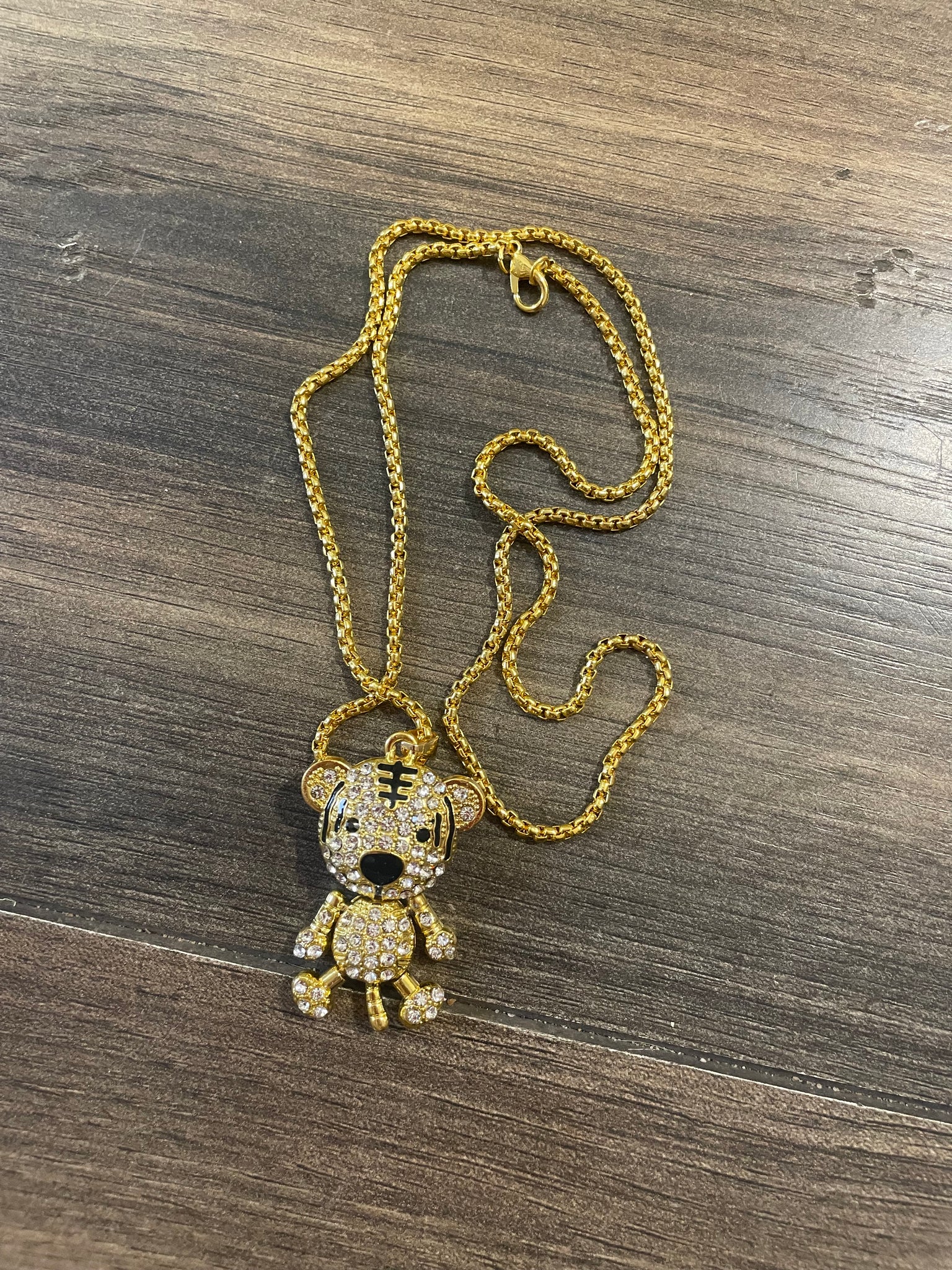 Collana tigrotto due varianti colore