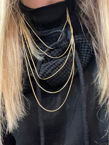 Collana Violante multifili Mini snake tubolare due varianti colore