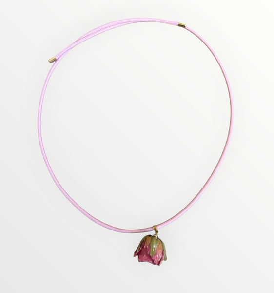 Collana magnetic con charm rosa essiccata rosa  cordino vari colori