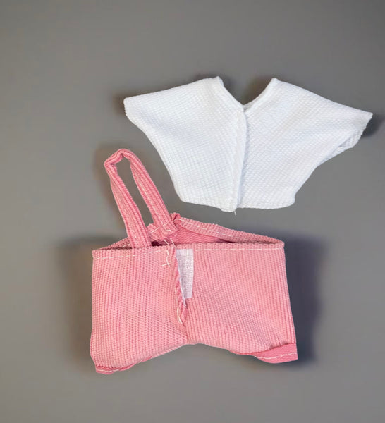 Salopette monospalla rosa con fiore   e t-shirt bianca abitìno completo per Labubu