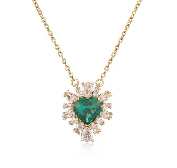 Collana cuore punto luce verde due varianti colore