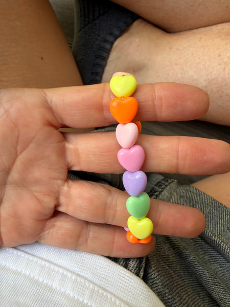 Bracciale colors Beads giro cuori small effetto lucido colori pastello più arancio strong