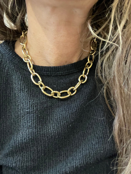 Collana Ambra  catena anelli due varianti colore