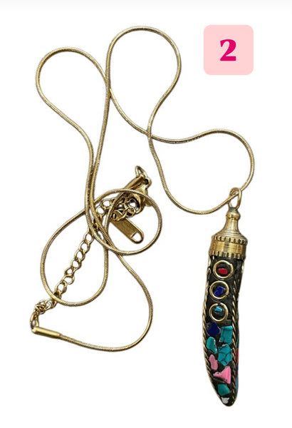 Collana corno tibetano piccino vari colori