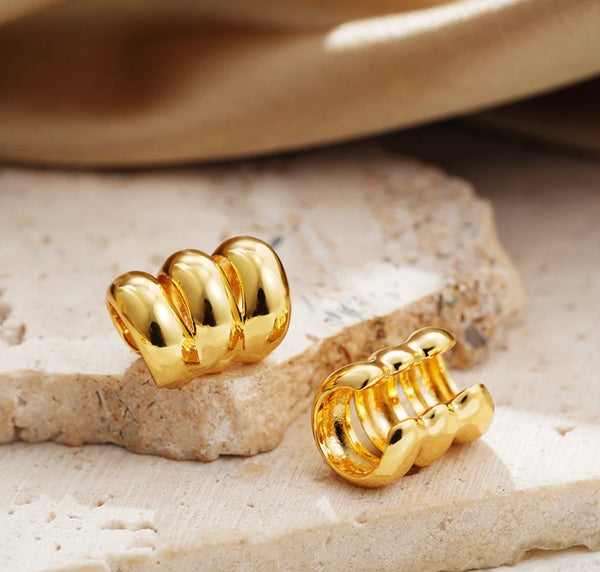 Mono earcuff Carola triplo cerchio unito