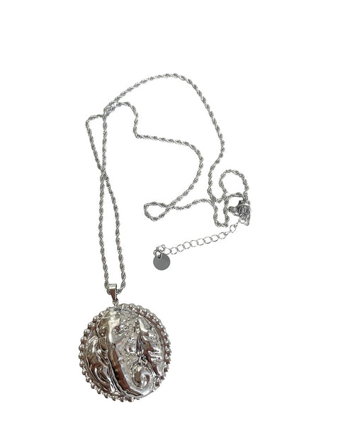 Collana medaglione con elefante due varianti colore