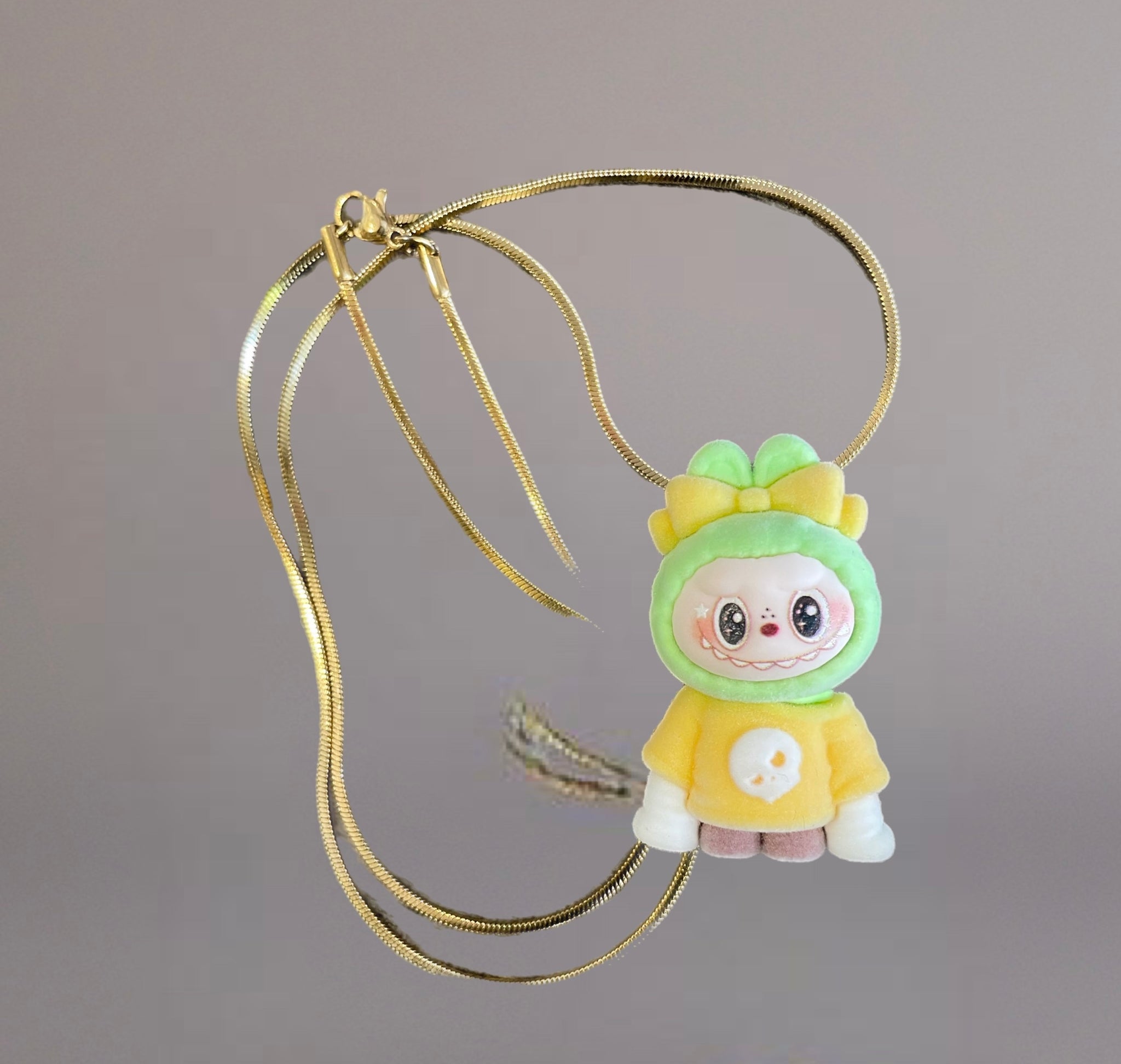 Collana Labubu con abitìno vari colori