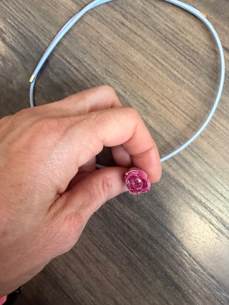 Collana magnetic con charm rosa essiccata fuxia cordino vari colori