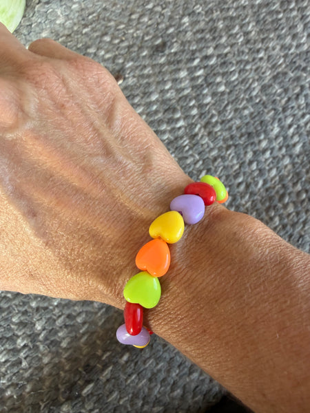 Bracciale colors Beads giro cuori small effetto lucido rosso verde pistacchio giallo lilla