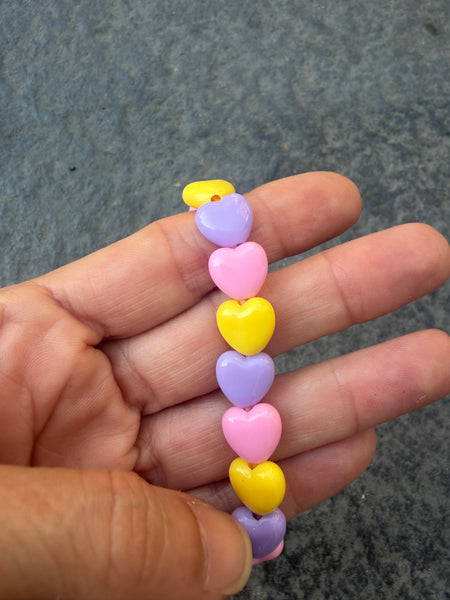 Bracciale colors Beads giro cuori small effetto lucido rosa lilla giallo