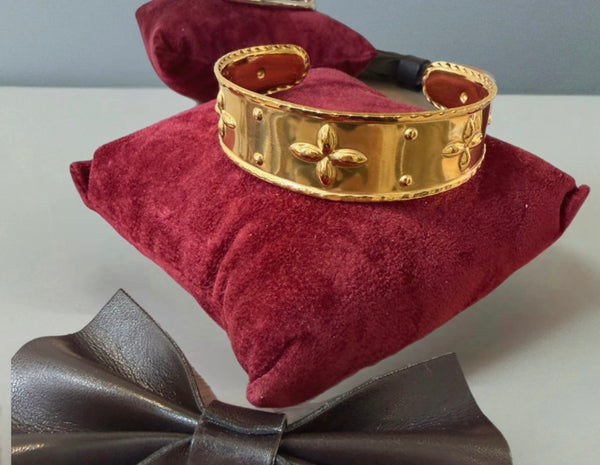 Bracciale bangle regolabile