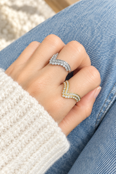 Anello regolabile a V doppio crystal