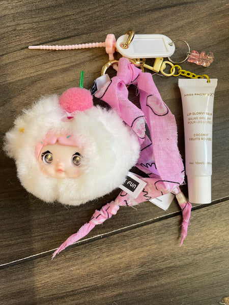 Pimp your Bag Baby Nommi Sweetness series milk shake