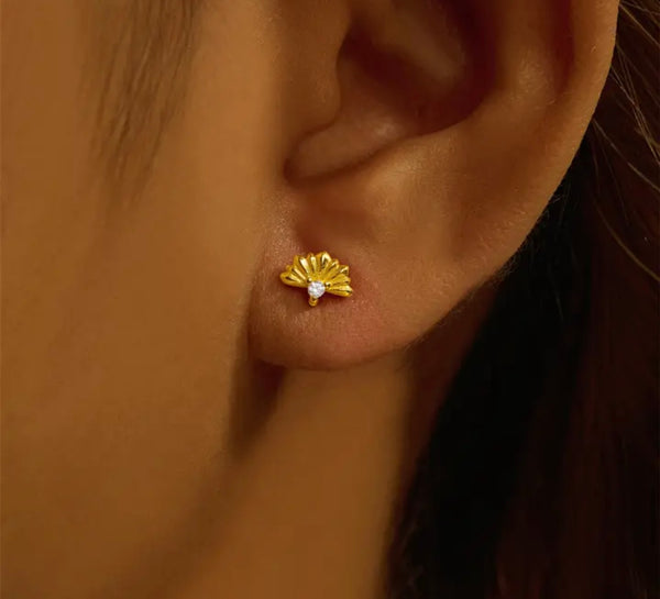 Mono orecchino piercing ventaglio con punto luce argento 925