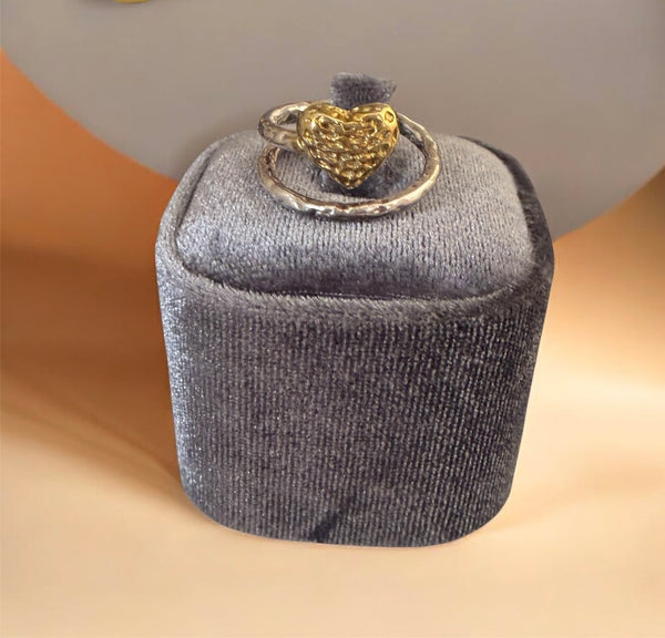Anello doppio giro cuore effetto martellato in argento 925 due varianti colore