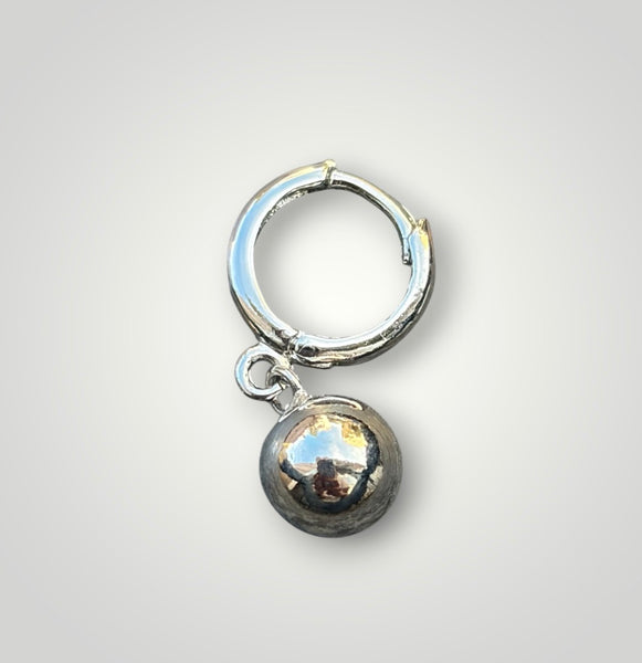 Mono orecchino sfera argento 925