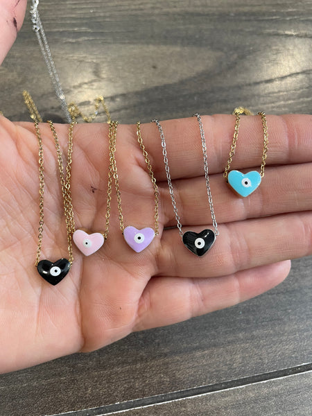 Collana cuoricino con occhio vari colori