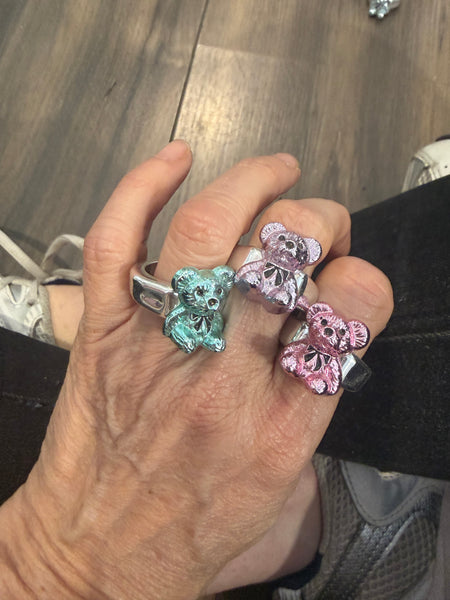 Anello resina metallizzato orsacchiotto teddy con fiocco vari colori