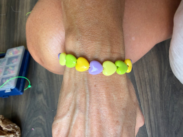 Bracciale colors Beads giro cuori small effetto lucido giallo lume giallo verde lime lilla
