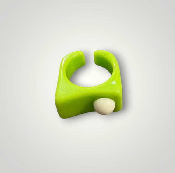 Anello resina con pois colorato l’anello sceglie dove andare vari colori
