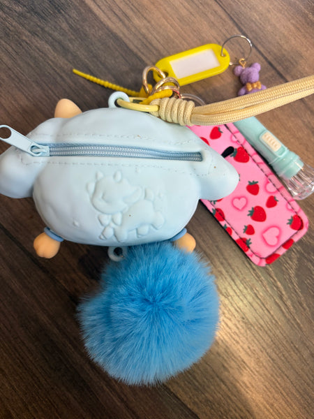 Pimp your bag ( porta auricolari e piccoli ogetti ) ) agnello soffice soffice