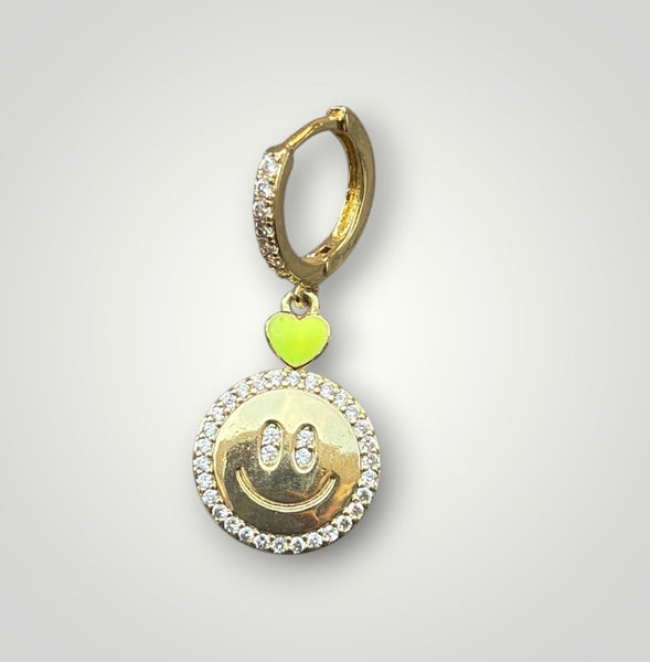 Mono orecchino smile con cuore vari colori
