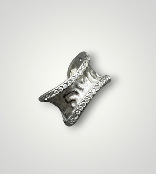 Mono  earcuff doppio martellato con crystal due varianti colore