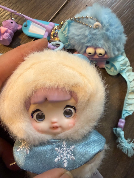 Pimp your bag Baby Nommi serie Fairtytale town Frosty il pupazzo di neve favola La leggenda del pupazzo di neve