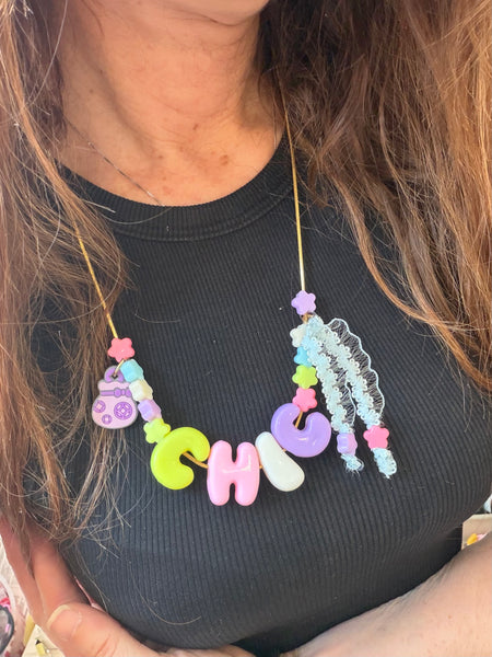 Collana Colors  con scritta varie scritte