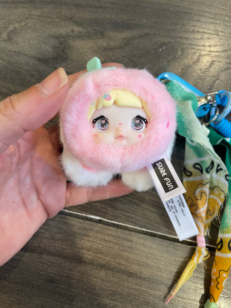 Pimp your Bag Baby Nommi Sweetness series strawberry marshmallow