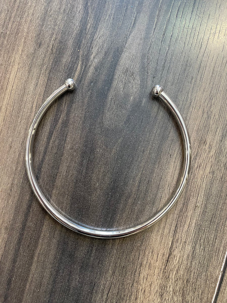 Collarino choker collana rigida due varianti colore