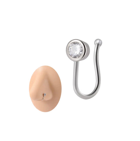 Face jewels Orecchino per naso 
Punto luce  clip non serve
avere il buco