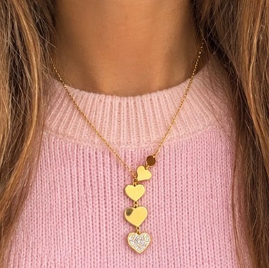 Collana cappio  con cuoricini