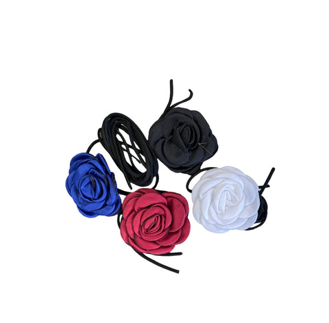 Collana collarino laccio lungo con camelia vari colori
