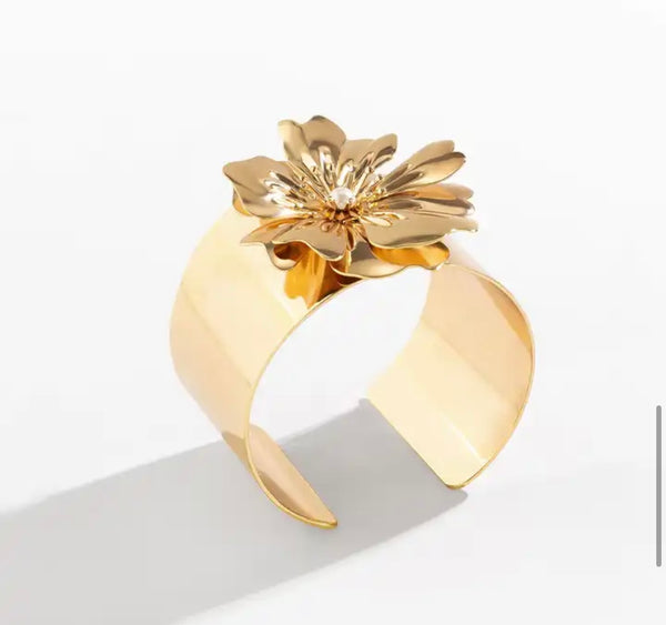 Bracciale polsino manetta camelia due varianti colore